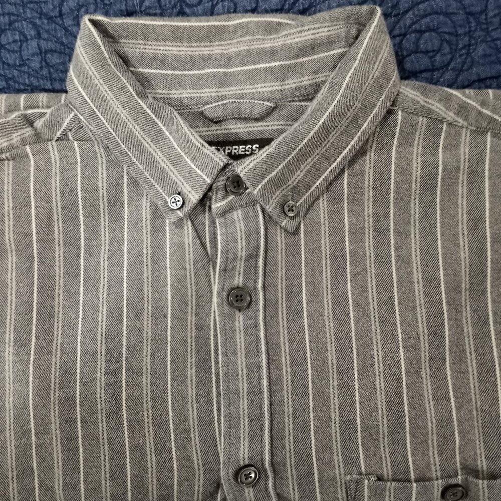 EXPRESS GREY PIN STRIPED LONG SLEEVE CASUAL SHIRT MENS SIZE XL